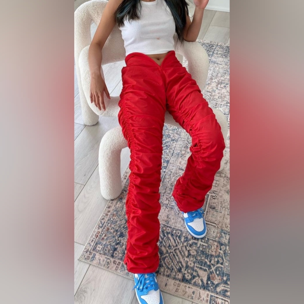 Varenne Deep Cut Red trackpants
